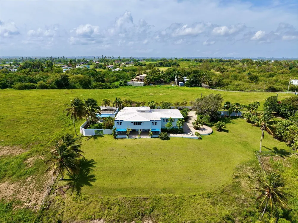 665 AQUAMARINA Isabela, PR 00662