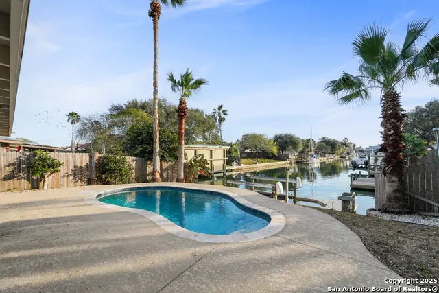 13907 Sea Horse Ave Corpus Christi, TX 78418