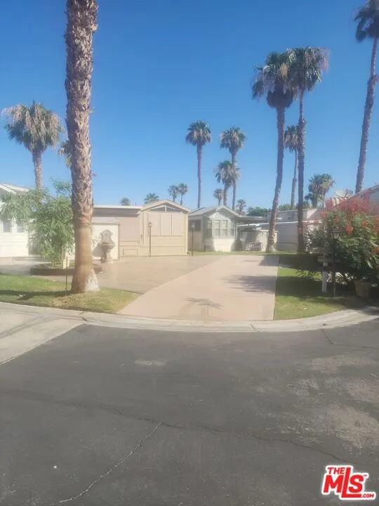 84136 Avenue 44 #201 Indio, CA 92203