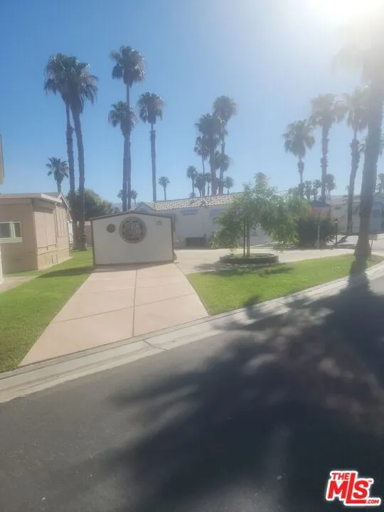 84136 Avenue 44 #201 Indio, CA 92203