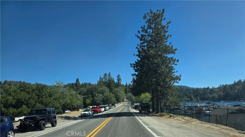 29629 Little Bear Creek Road Cedar Glen, CA 92321