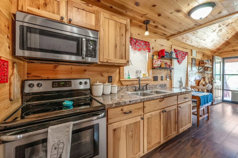 1712 Wells East Road W Newcastle, TX 76372