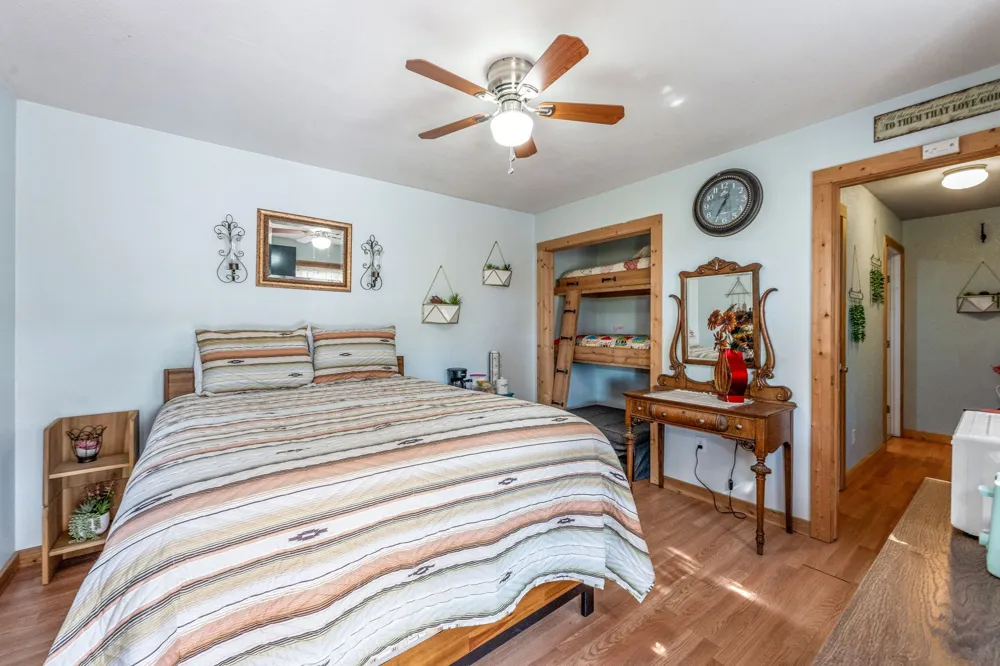 1712 Wells East Road W Newcastle, TX 76372