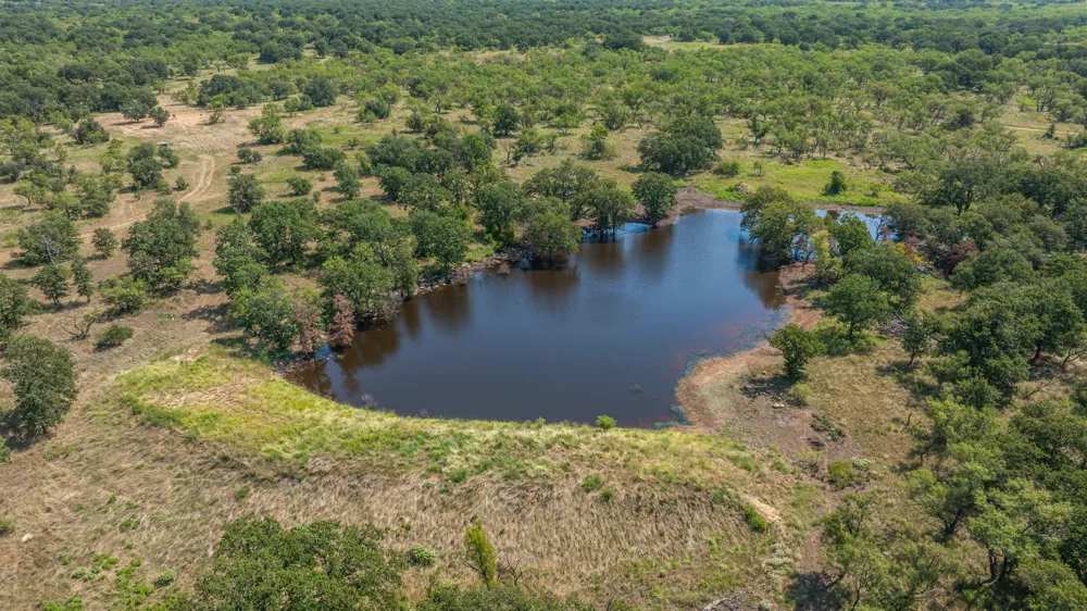 1712 Wells East Road W Newcastle, TX 76372