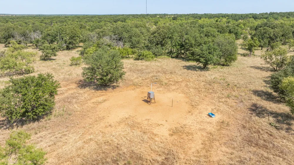 1712 Wells East Road W Newcastle, TX 76372