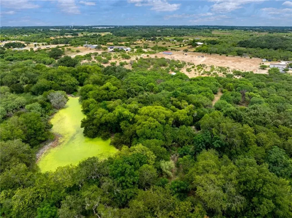 1249 CR 772 Natalia, TX 78059