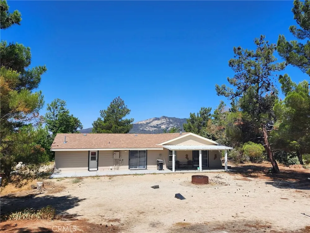 38855 Howard Road Anza, CA 92539