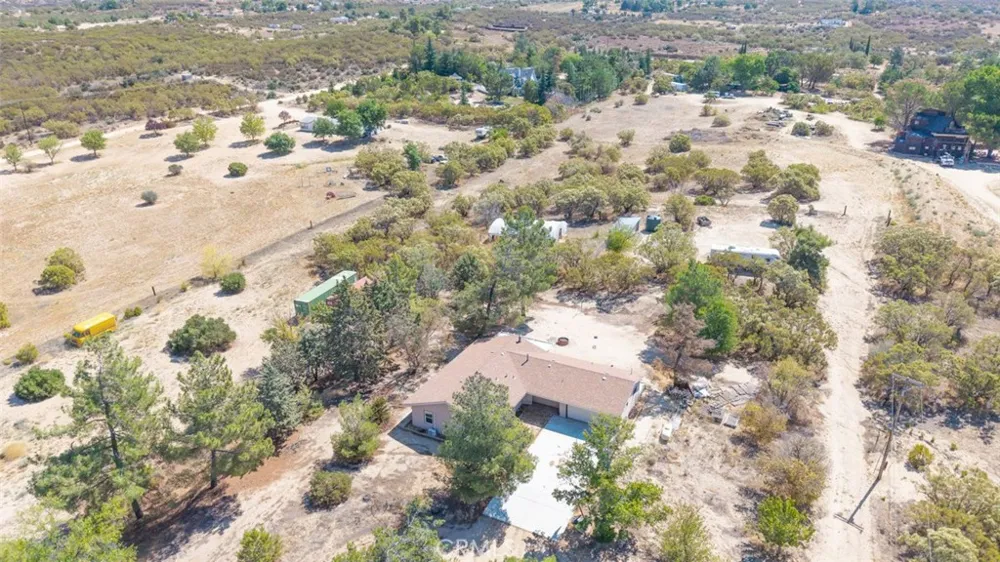 38855 Howard Road Anza, CA 92539