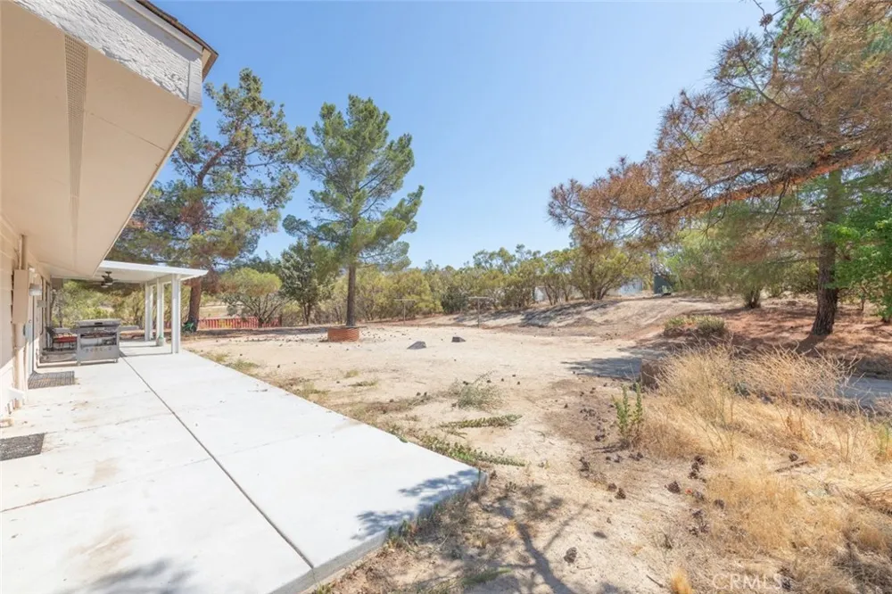 38855 Howard Road Anza, CA 92539