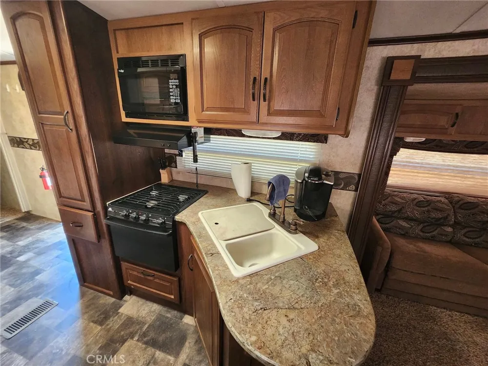 38855 Howard Road Anza, CA 92539