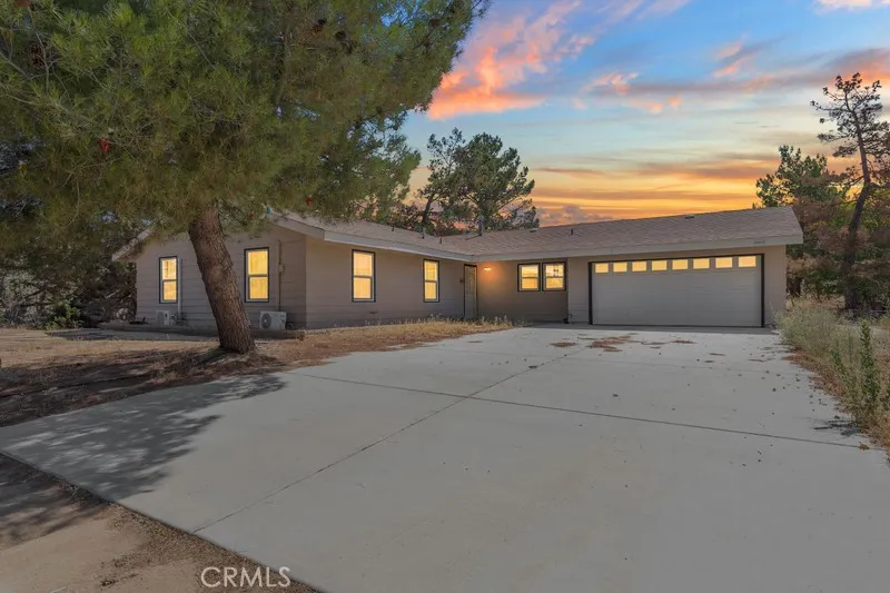 38855 Howard Road Anza, CA 92539