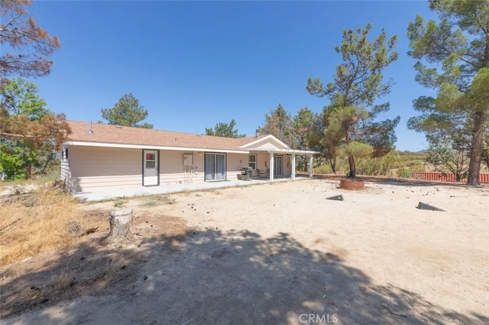 38855 Howard Road Anza, CA 92539