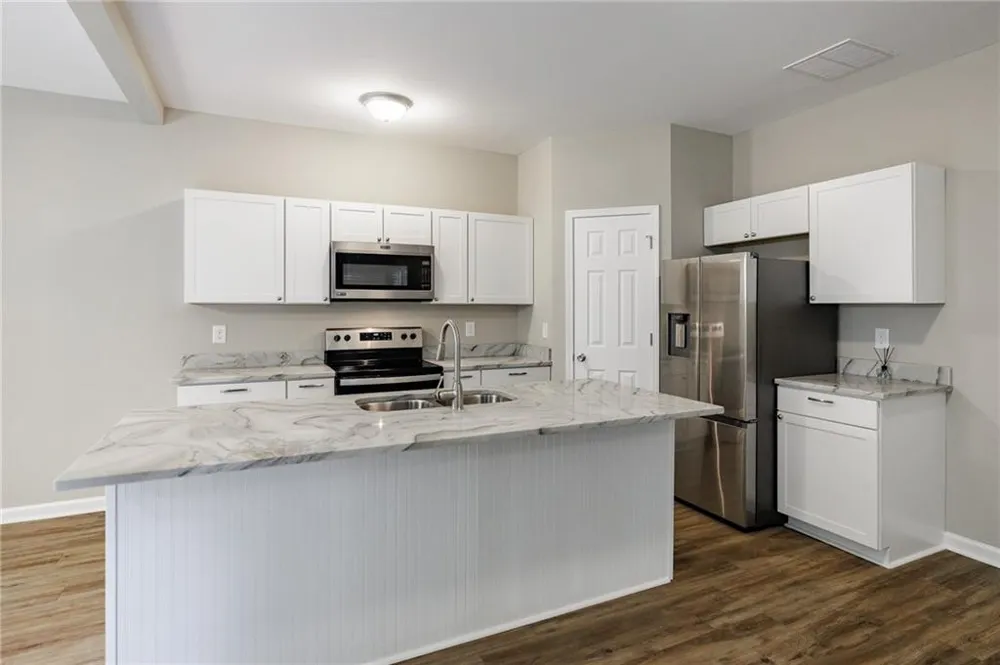 103 Three Rivers Court Hull, GA 30646