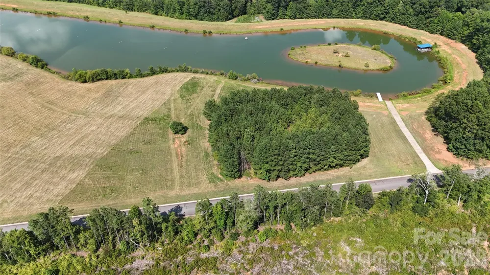 4488 Mirror Lake Drive Catawba, NC 28609