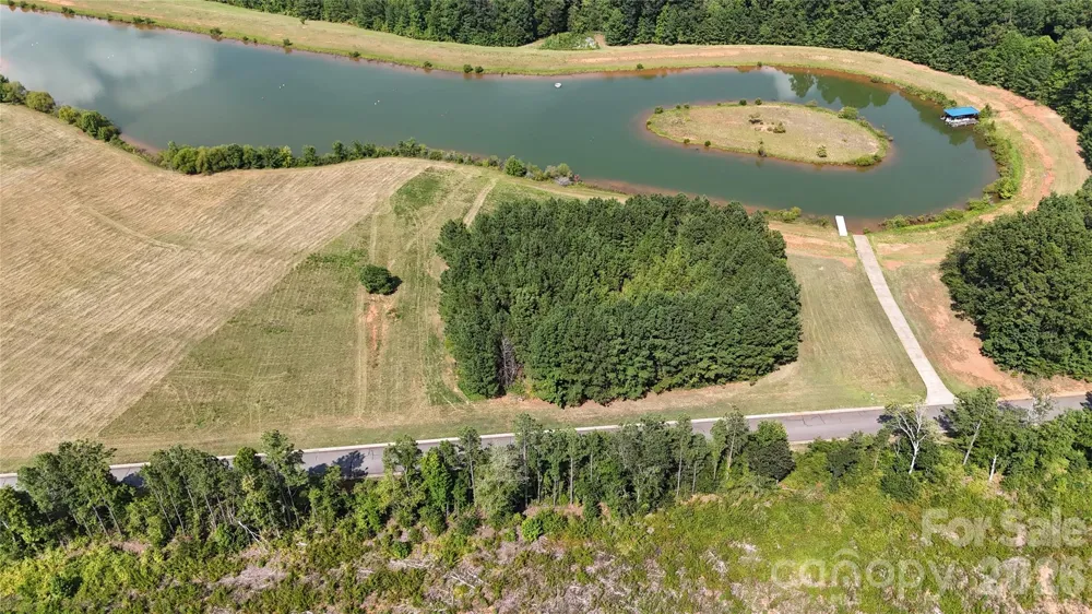 4488 Mirror Lake Drive Catawba, NC 28609