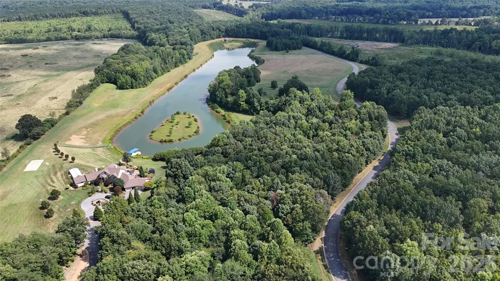 4488 Mirror Lake Drive Catawba, NC 28609