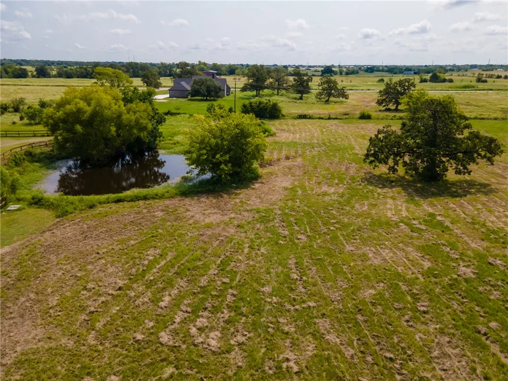 Scarborough Drive Iola, TX 77861