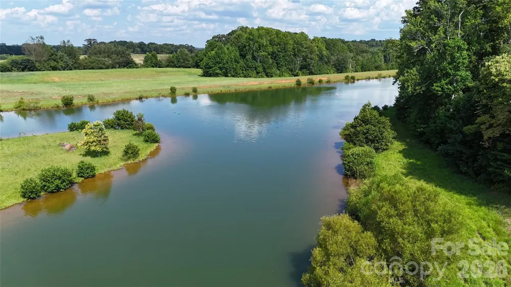 4604 Mirror Lake Drive Catawba, NC 28609