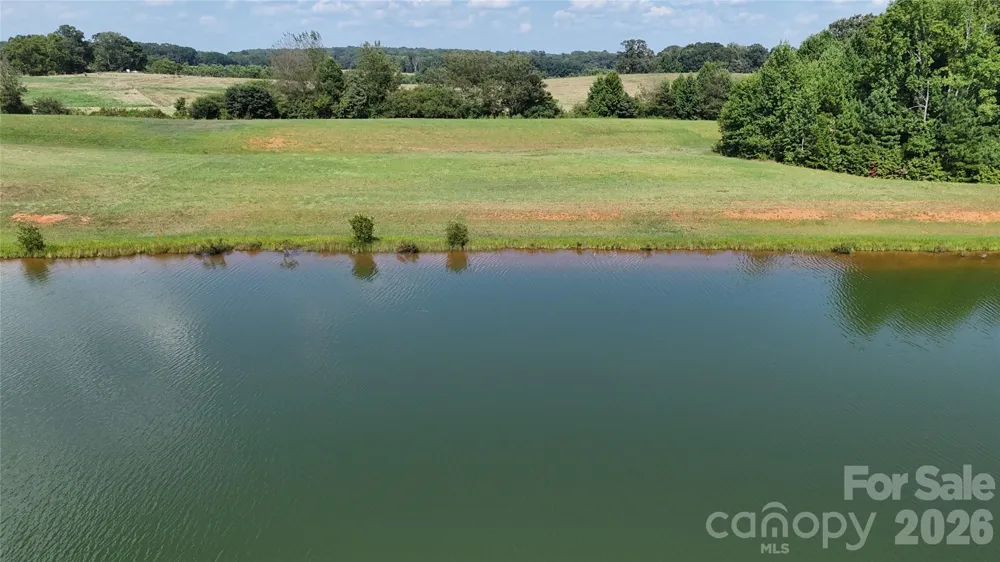 4604 Mirror Lake Drive Catawba, NC 28609
