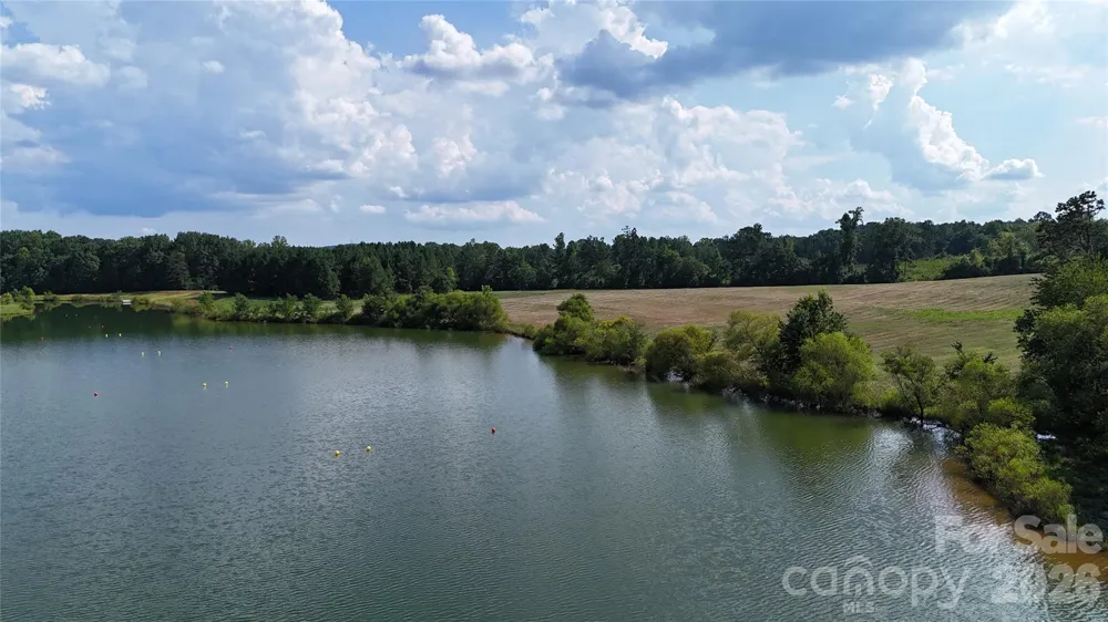 4604 Mirror Lake Drive Catawba, NC 28609