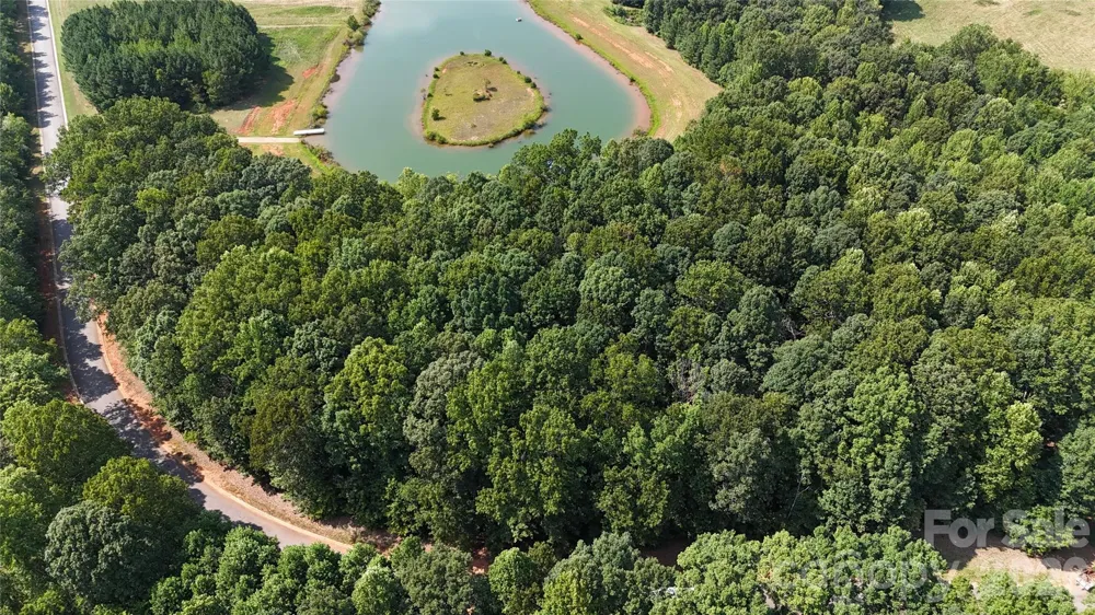 4446 Mirror Lake Drive Catawba, NC 28609
