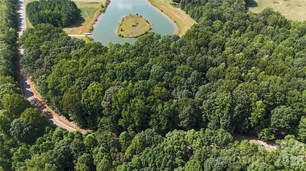 4446 Mirror Lake Drive Catawba, NC 28609