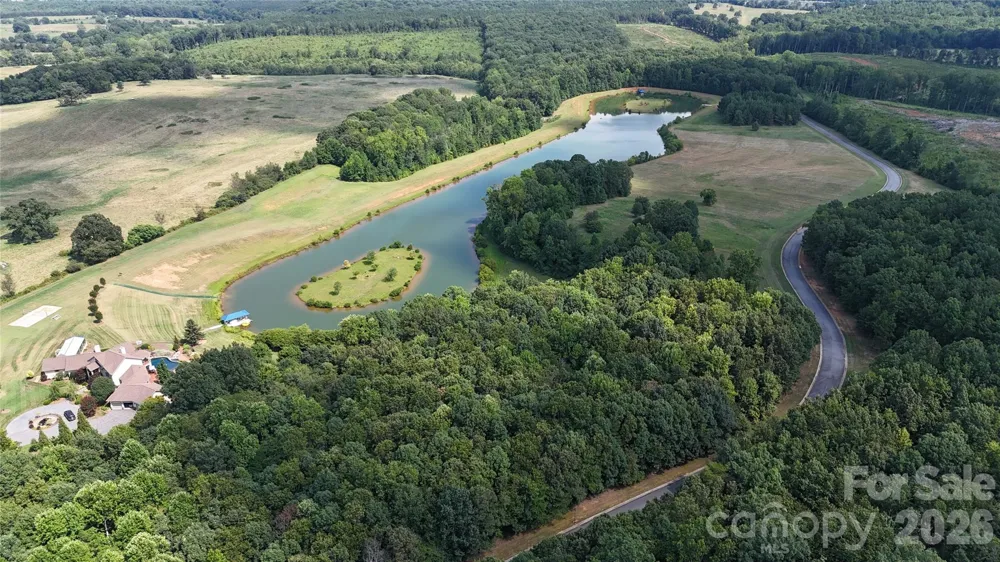 4446 Mirror Lake Drive Catawba, NC 28609
