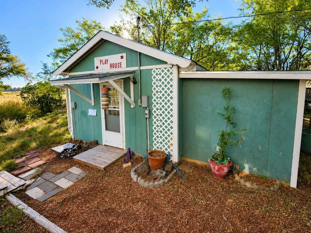 108 E 9th Street Channing, TX 79022