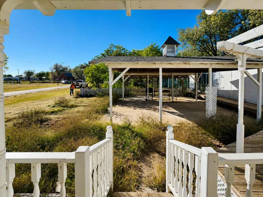108 E 9th Street Channing, TX 79022