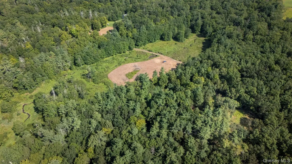 327 Phillips Road Saugerties, NY 12477