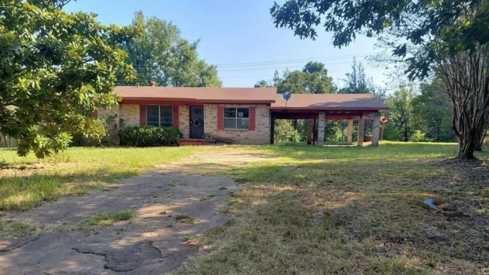 5724 State Highway 154 Marshall, TX 75670