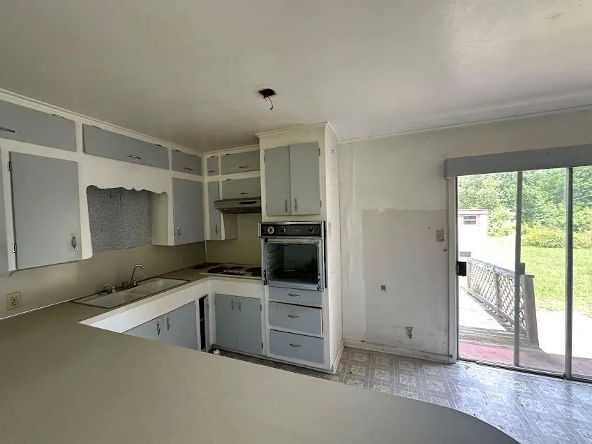 5724 State Highway 154 Marshall, TX 75670