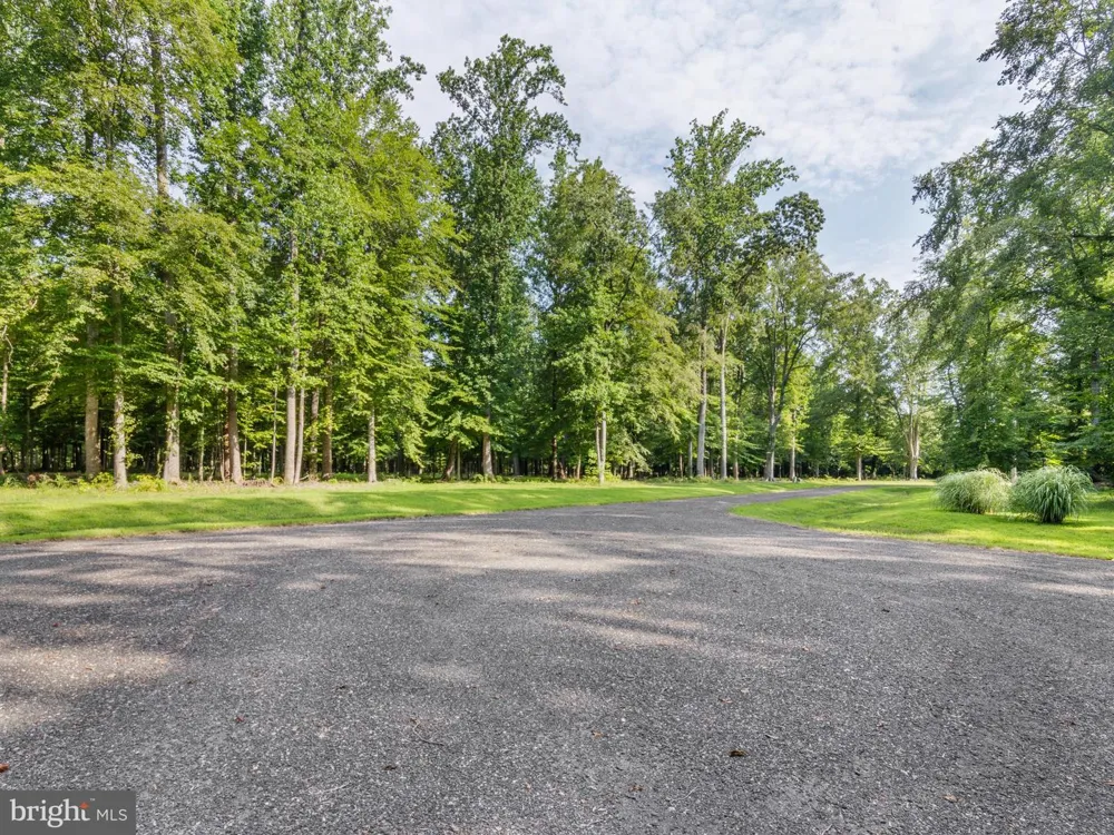 PRICE DRIVE Easton, MD 21601