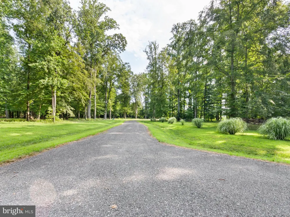 PRICE DRIVE Easton, MD 21601