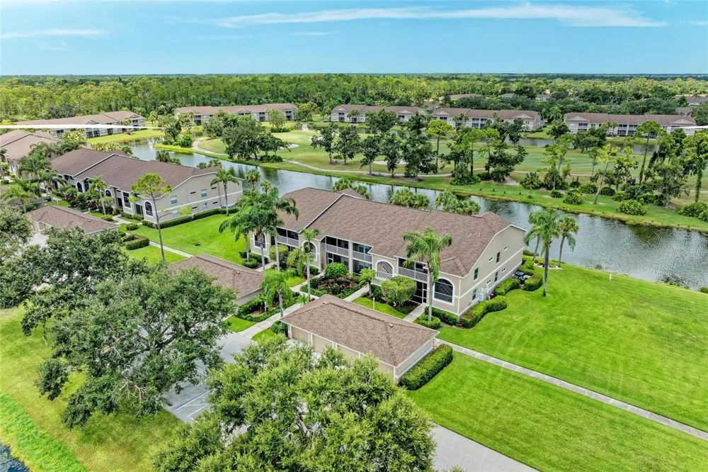 5280 HYLAND HILLS AVENUE #1812 Sarasota, FL 34241