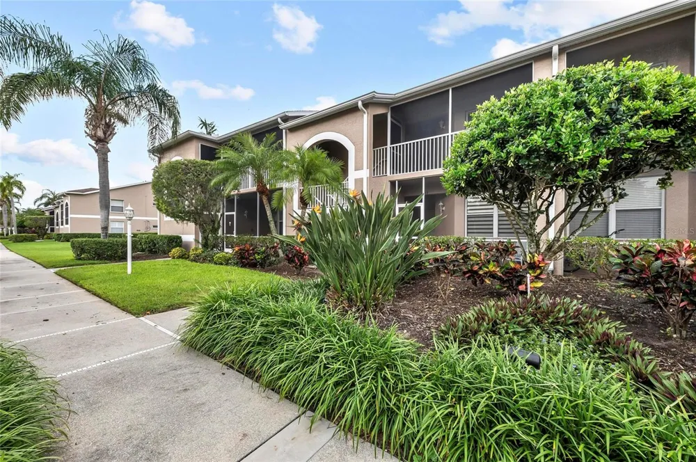 5280 HYLAND HILLS AVENUE #1812 Sarasota, FL 34241
