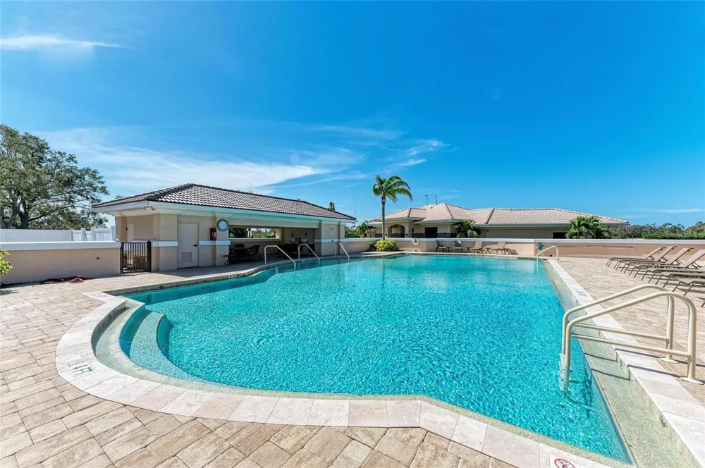 5280 HYLAND HILLS AVENUE #1812 Sarasota, FL 34241