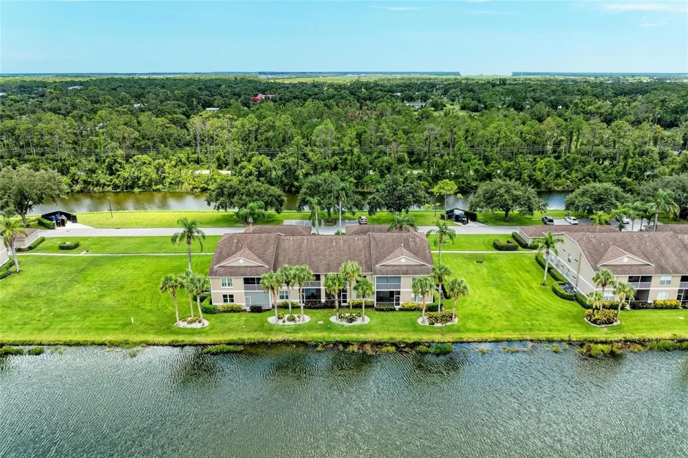 5280 HYLAND HILLS AVENUE #1812 Sarasota, FL 34241
