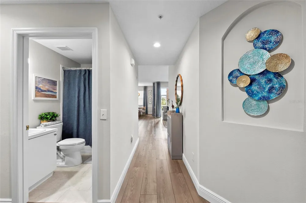 5280 HYLAND HILLS AVENUE #1812 Sarasota, FL 34241