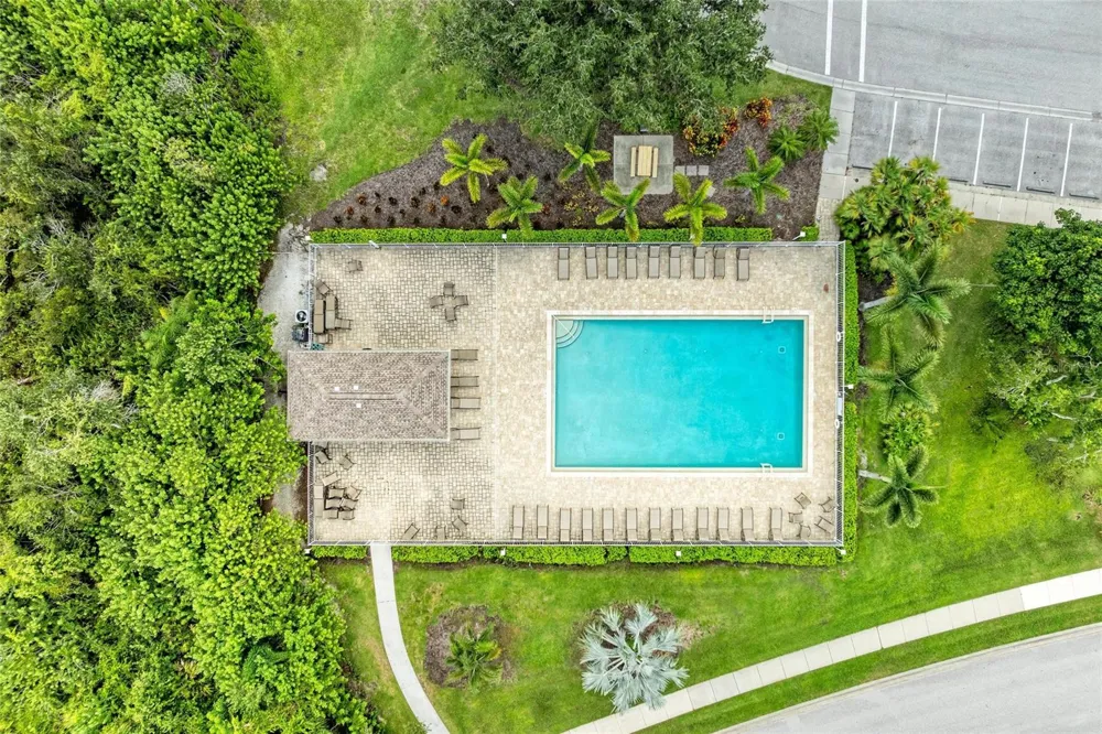 5280 HYLAND HILLS AVENUE #1812 Sarasota, FL 34241