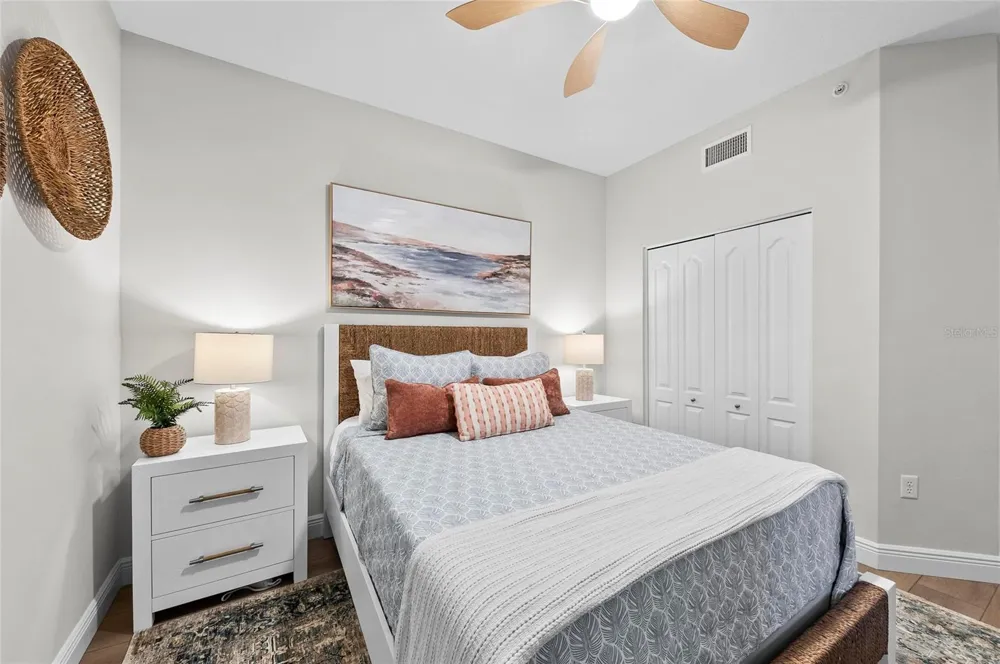 5280 HYLAND HILLS AVENUE #1812 Sarasota, FL 34241