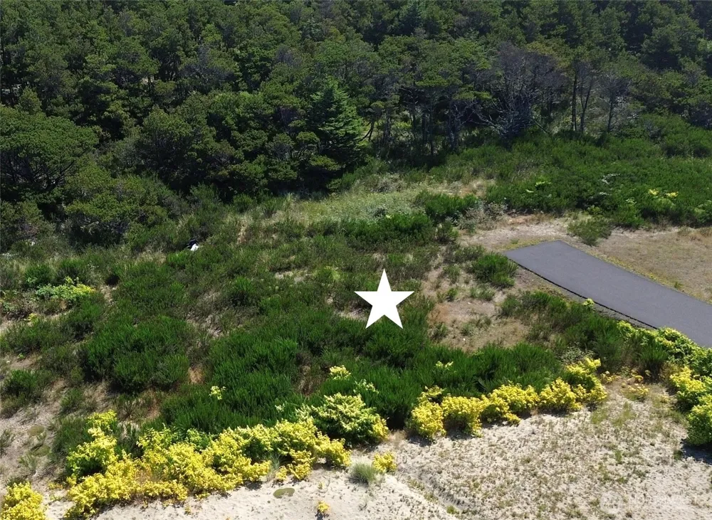 1501 Beach Glass Lane Westport, WA 98595