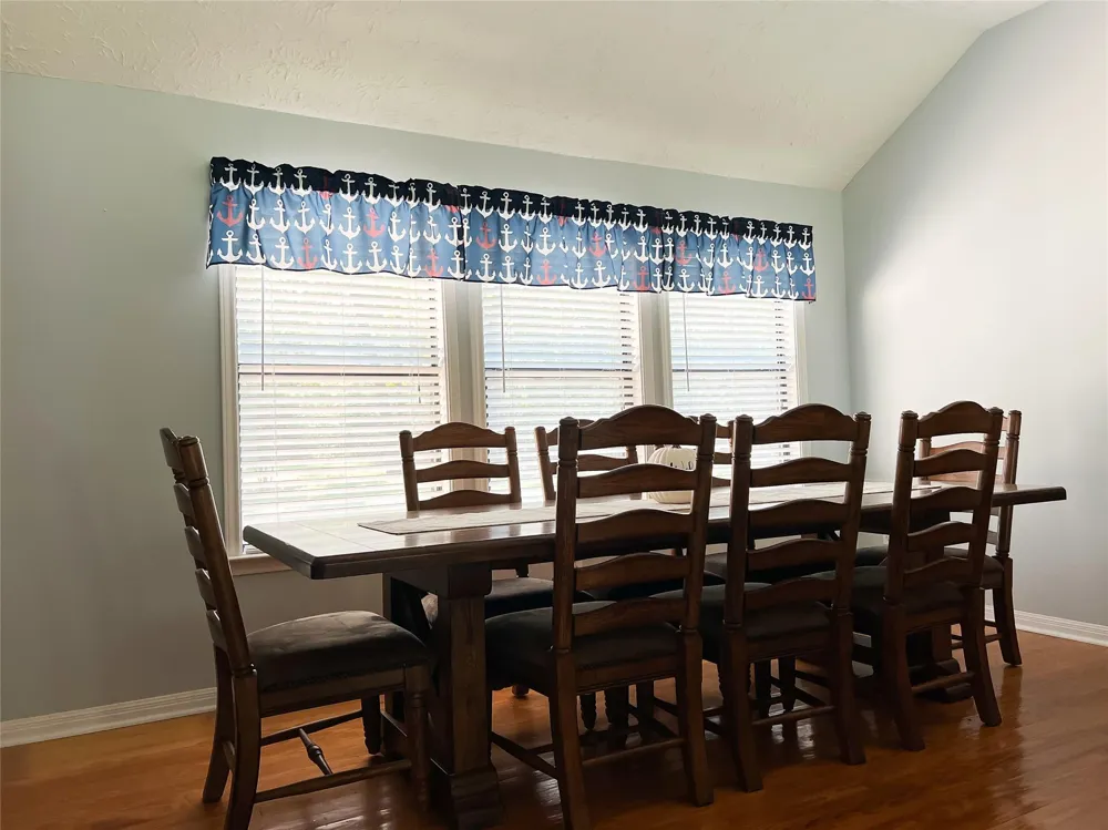 19778 County Road 377 Marquez, TX 77865