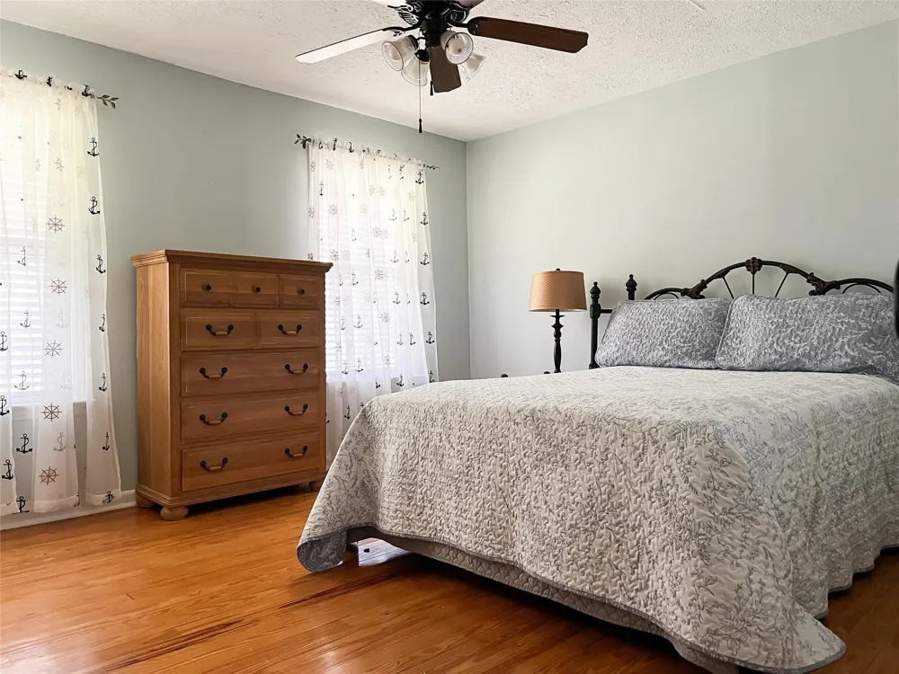 19778 County Road 377 Marquez, TX 77865