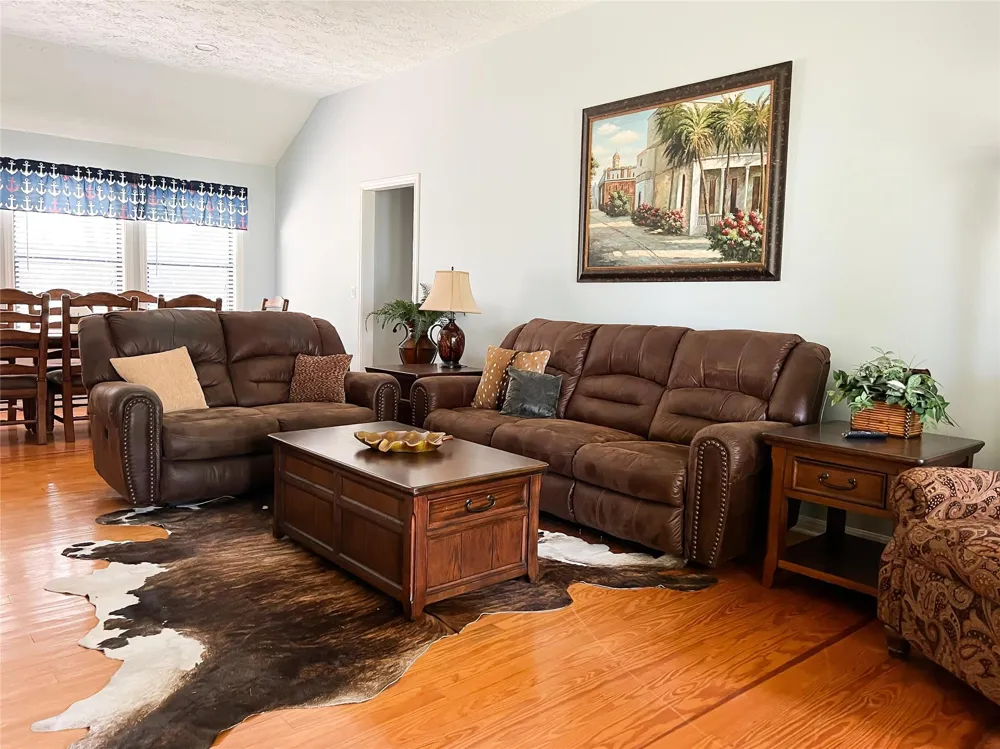 19778 County Road 377 Marquez, TX 77865