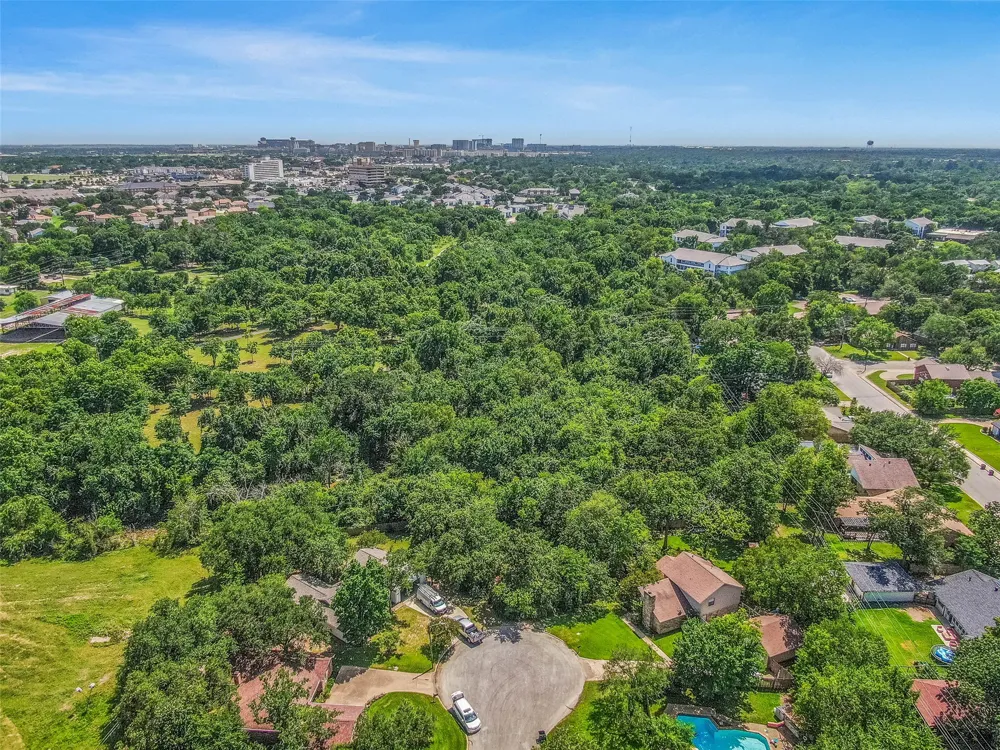 3814 Valley Oaks Drive Bryan, TX 77802