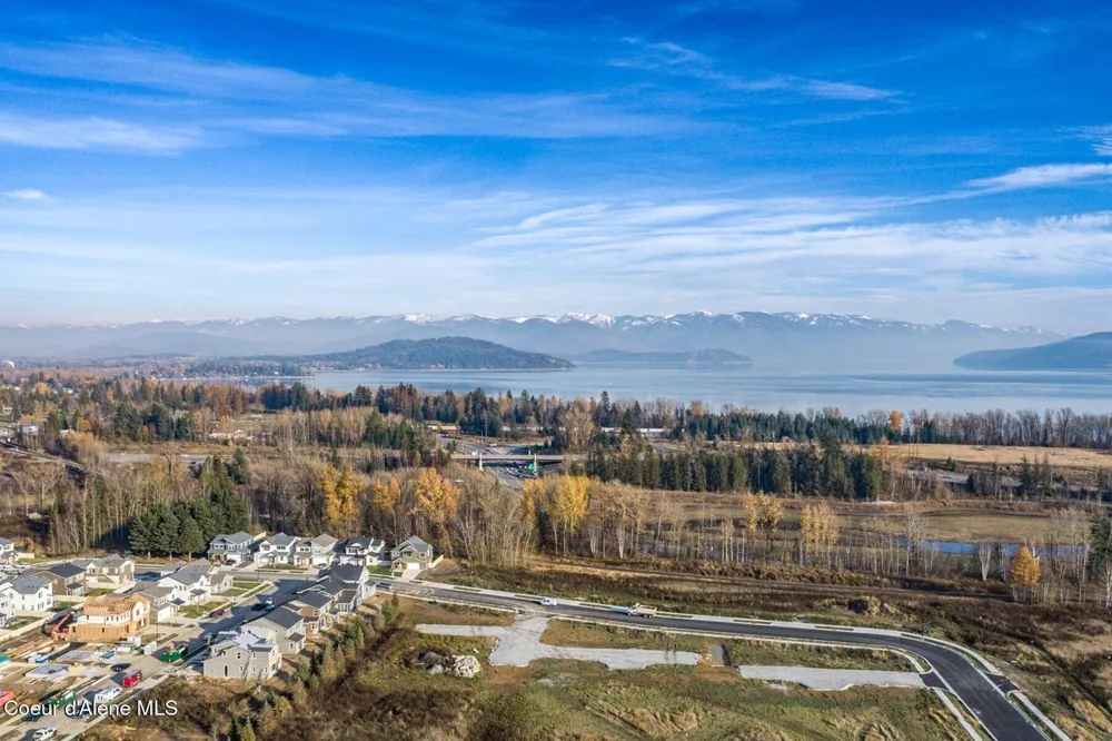 1702, 1706 1712 Onyx Court Sandpoint, ID 83864