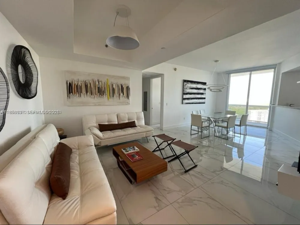 15811 Collins Ave #2805 Sunny Isles Beach, FL 33160