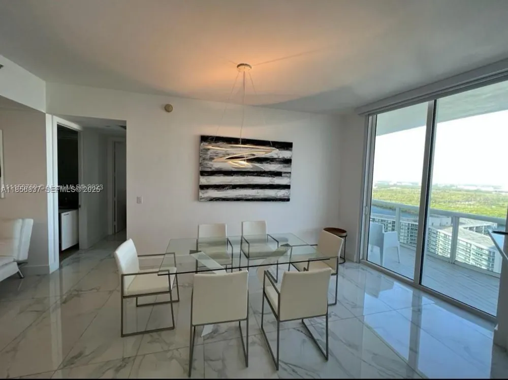 15811 Collins Ave #2805 Sunny Isles Beach, FL 33160