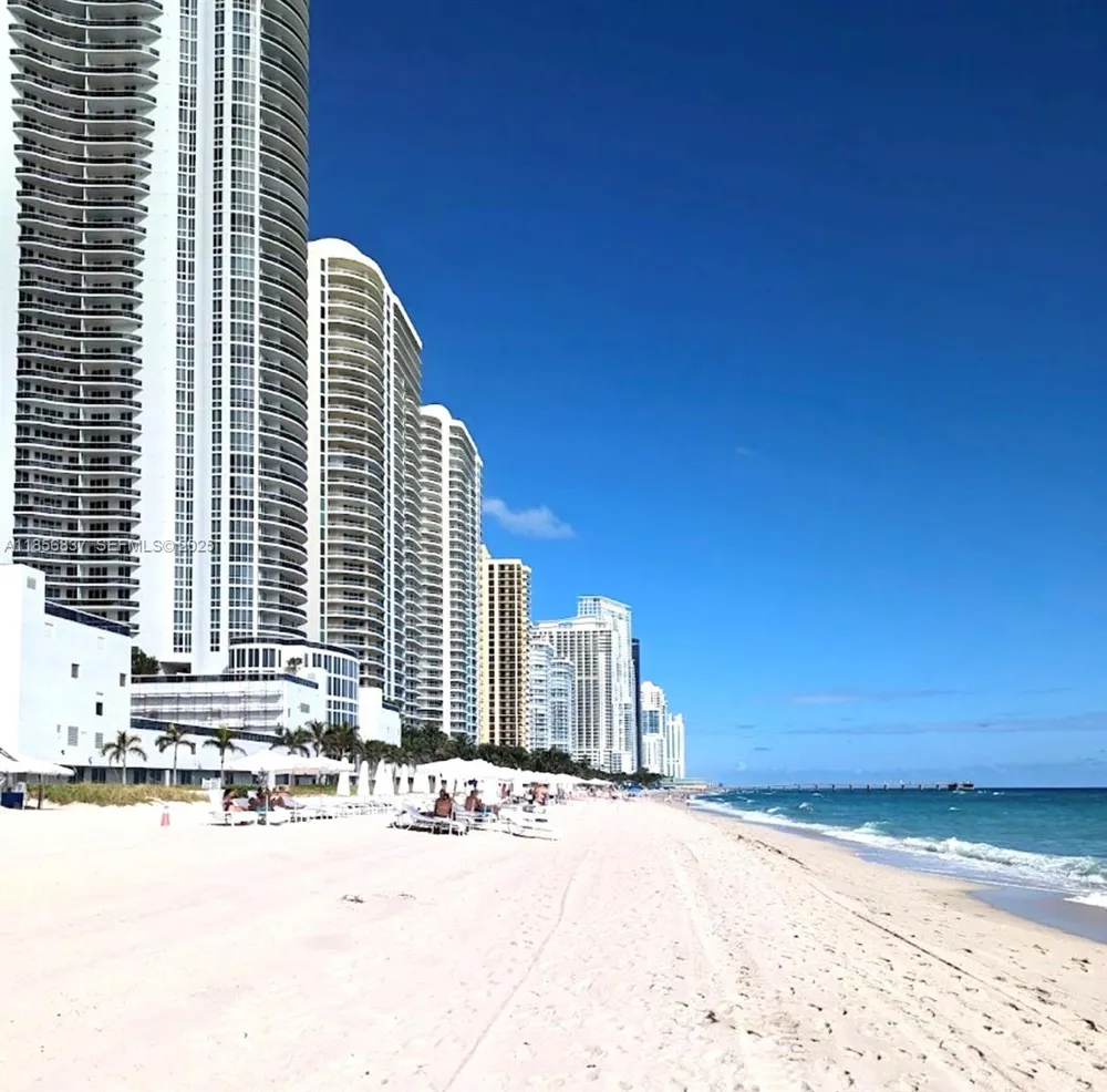 15811 Collins Ave #2805 Sunny Isles Beach, FL 33160